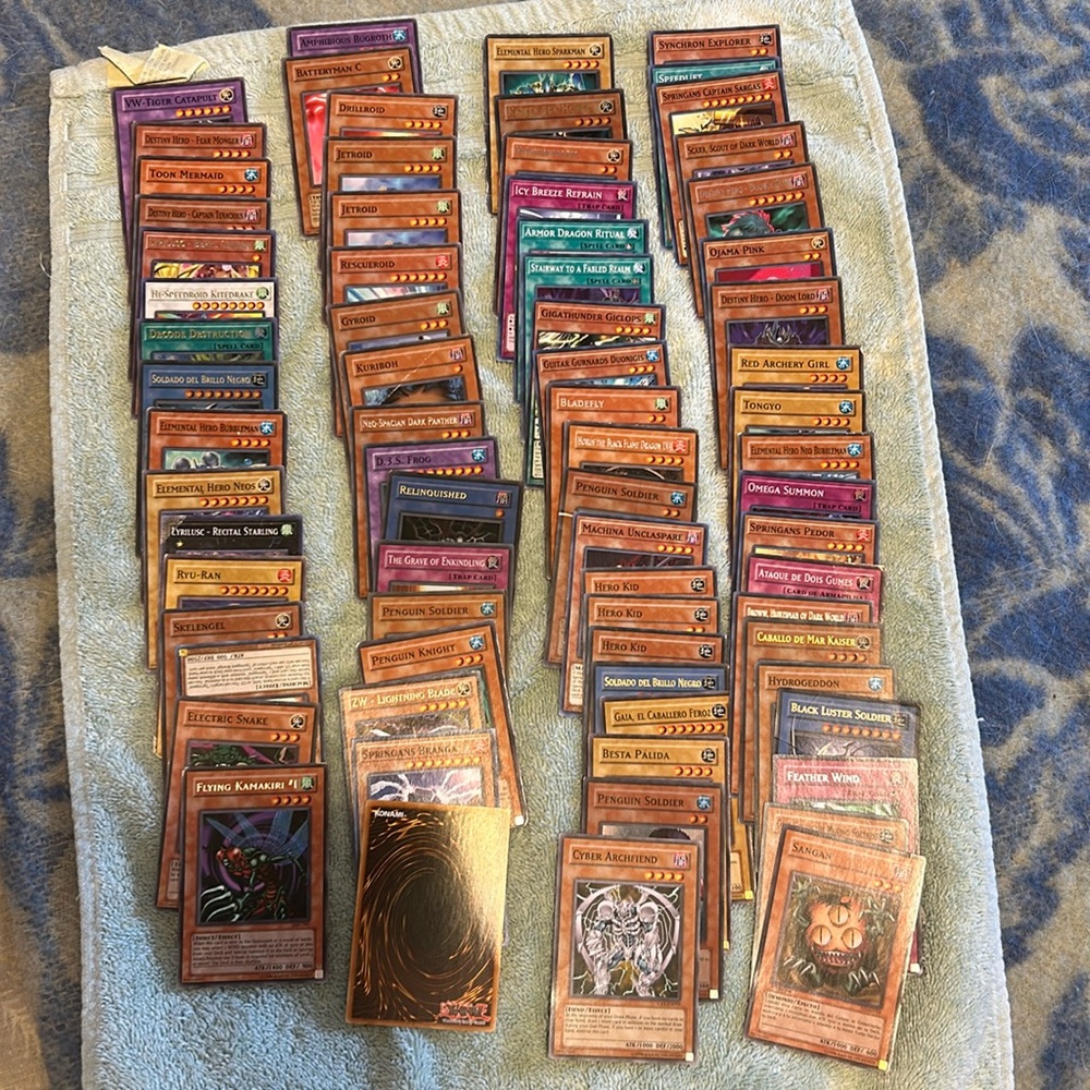 74 Yu-Gi—Oh Trading Cards